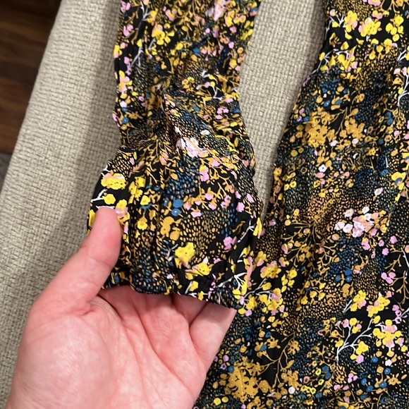 NWT Urban Outfitters Paulina Long Sleeve Floral Romper - Picture 4 of 8